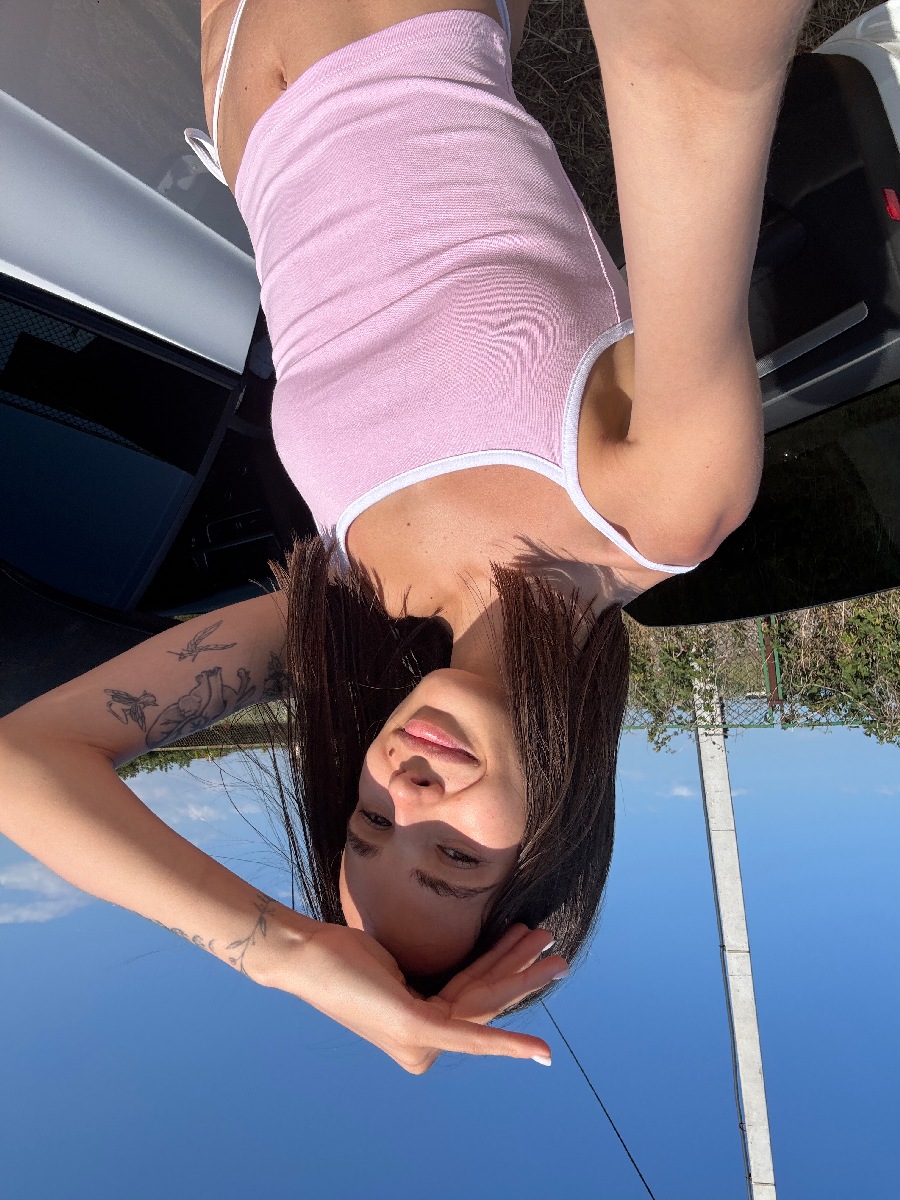 Sexy model Tina in Buenos Aires